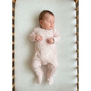 H&M Baby Girl 0-3 Mos Softest Pink Organic Bunny Print Bodysuit 5/$25